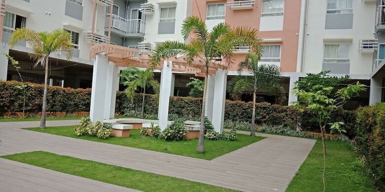 Fgr Vacation Home At Mivesa Garden Residences