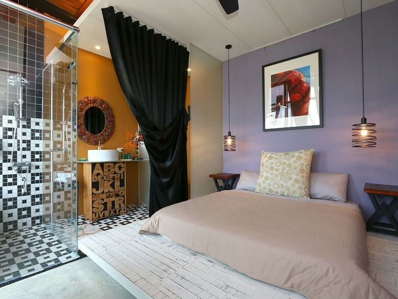 Bed & Breakfast Story Of Mood