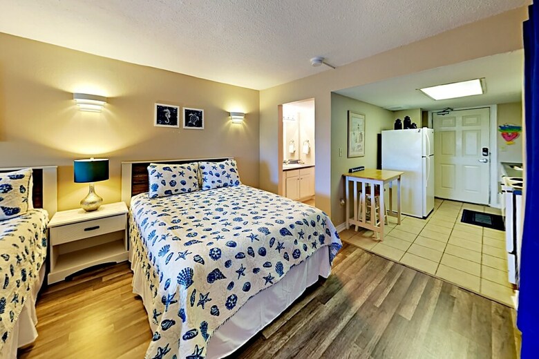 Apartamentos 131 Seabreeze - One Bedroom Condo