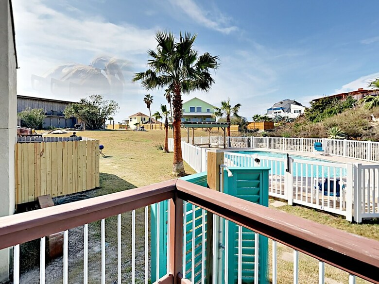 Nelray Shores - One Bedroom Condo