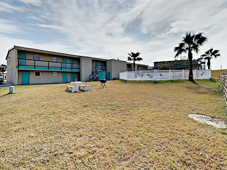 Nelray Shores - One Bedroom Condo
