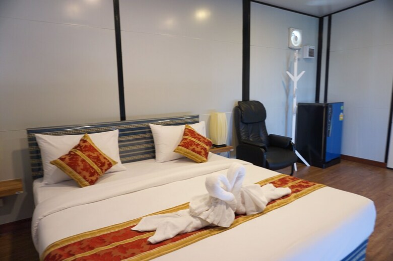 Hotel Happy Mountain Airport Resort