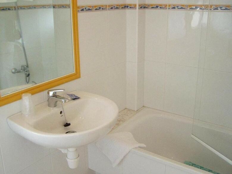 Pensi�n Playa Mar Cachadi�as