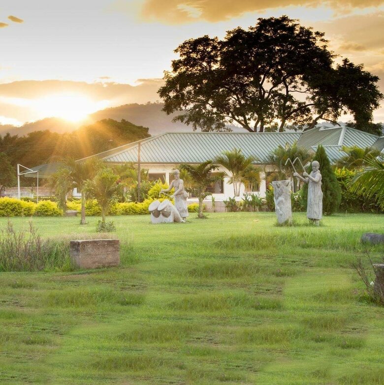 Majestic Ville Hotel Resort Ltd