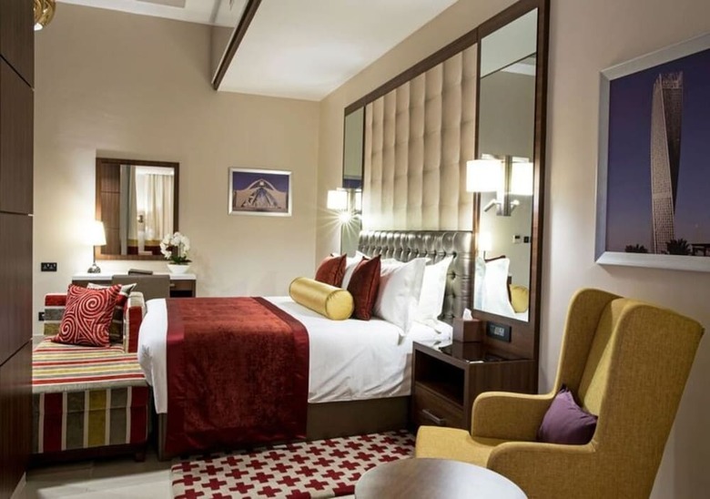 The Envoy Hotel