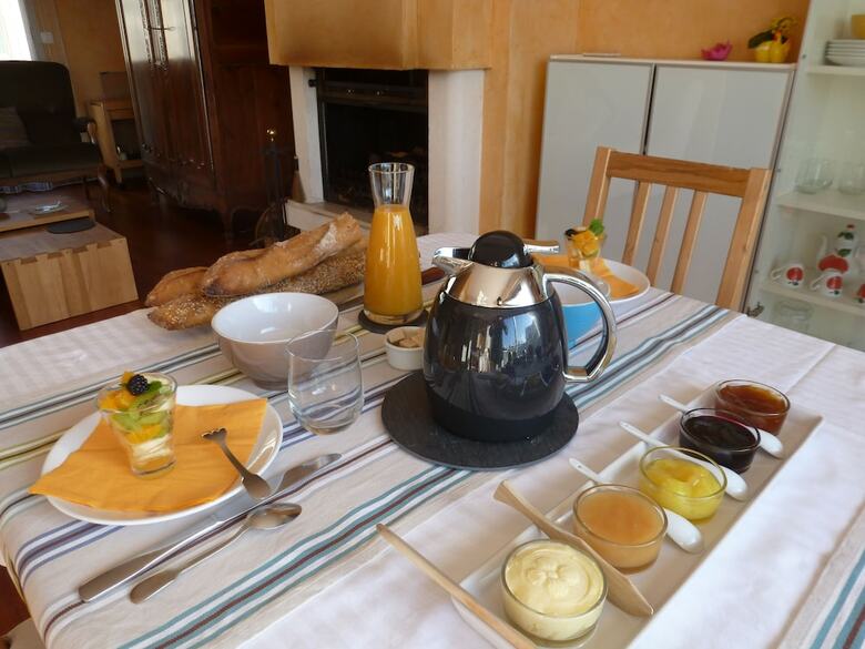 Bed & Breakfast A La Maison Jaune - Chambres D'h�tes