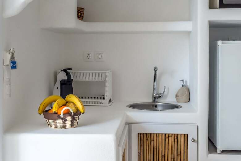 Hotel Niki Savvas Studio & Suites