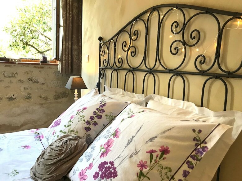 Agroturismo Domaine C�t� Granges