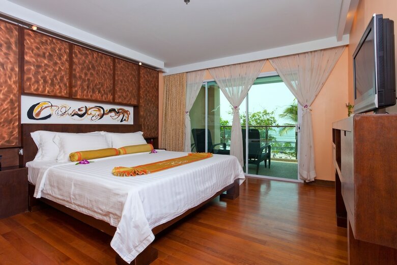 Hotel The Bliss South Beach Patong