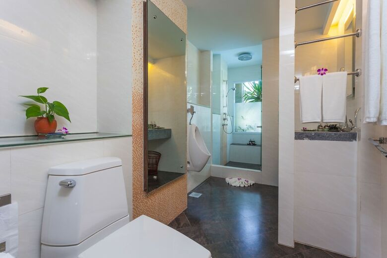 Hotel The Bliss South Beach Patong