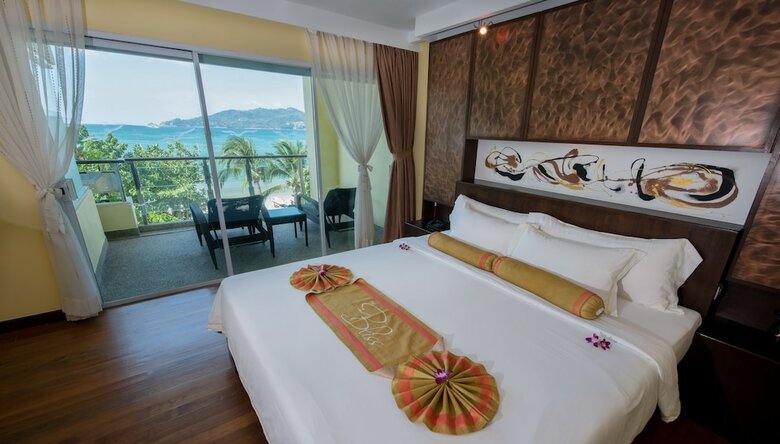 Hotel The Bliss South Beach Patong