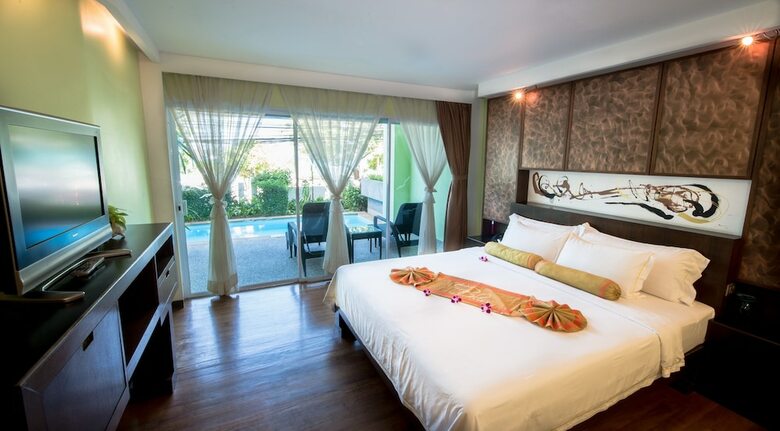 Hotel The Bliss South Beach Patong