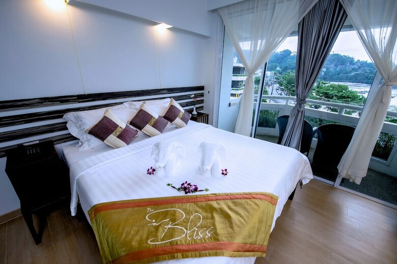 Hotel The Bliss South Beach Patong