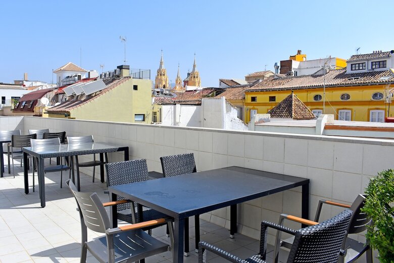 Apartamentos Living4malaga Fajardo 6