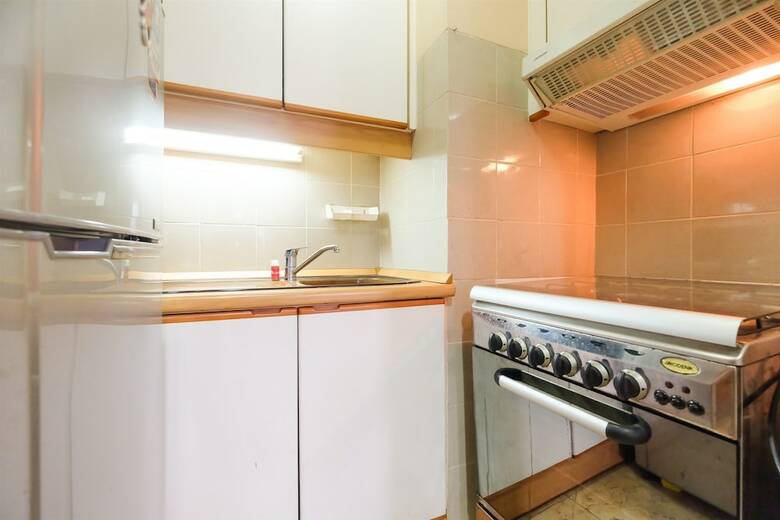 Classic Studio Park Royale Apartment Near Sudirman