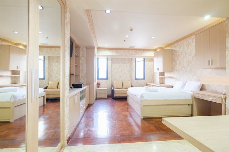 Classic Studio Park Royale Apartment Near Sudirman