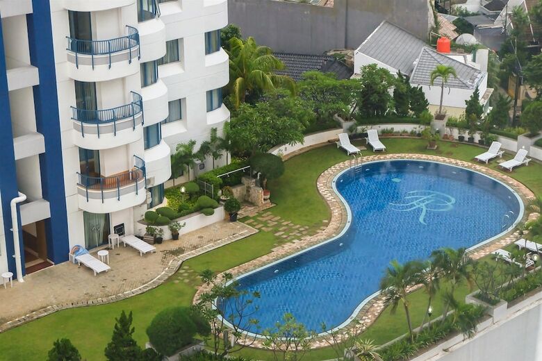 Classic Studio Park Royale Apartment Near Sudirman
