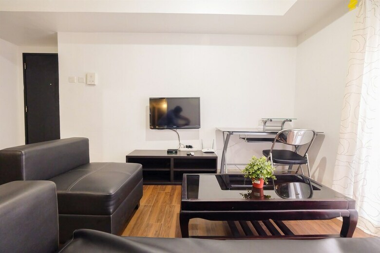 The Wave Apartment Near Epicentrum Kuningan