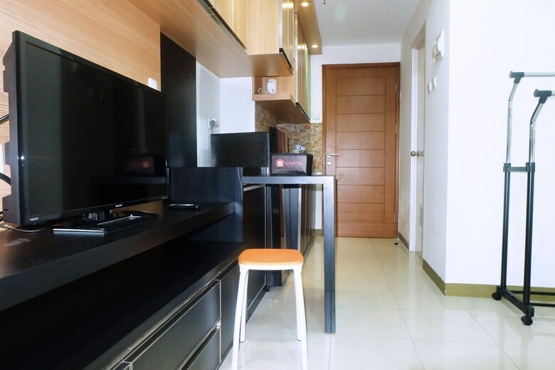 Cozy Studio Apartment Near Mall Kelapa Gading