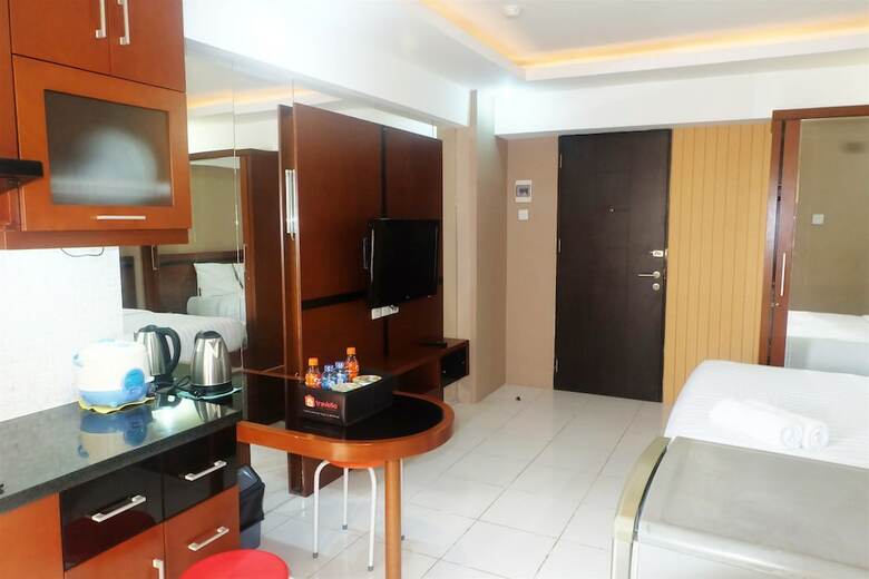 Apartamentos Kebagusan City Simple And Affordable Studio