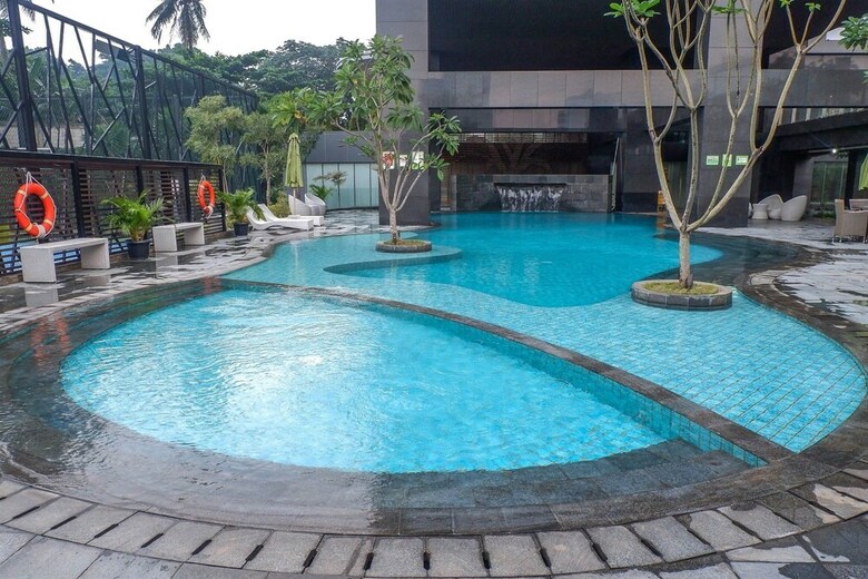 Comfy L'avenue Apartment