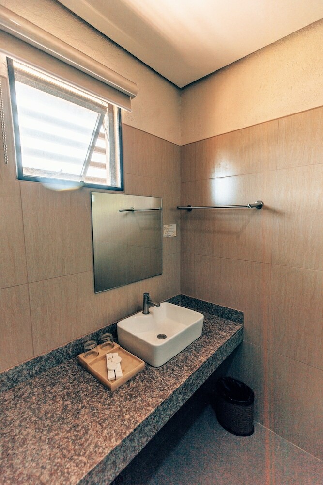 Pearl Vista de Coron Resort Hotel