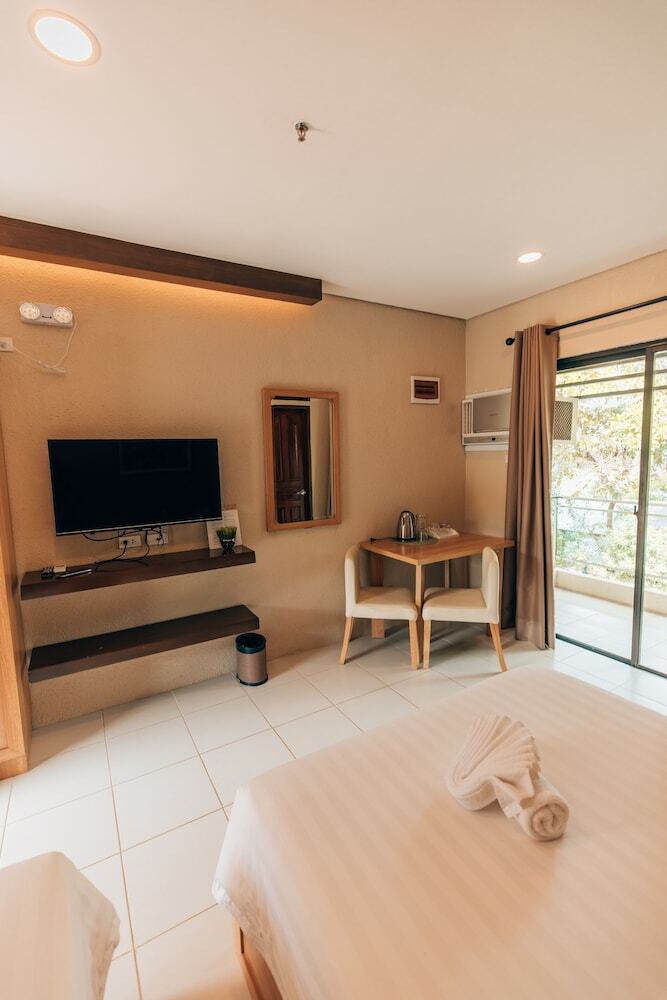 Pearl Vista de Coron Resort Hotel
