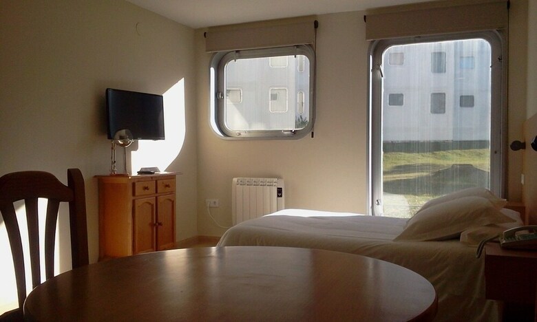 Aparthotel Oca Manzaneda Estaci�n de Monta�a