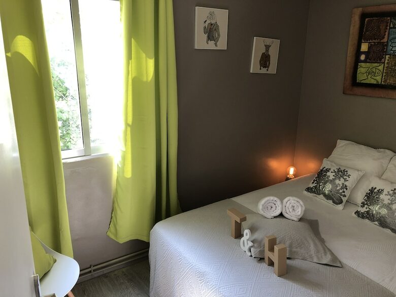 T&h Aragon Family Apartment