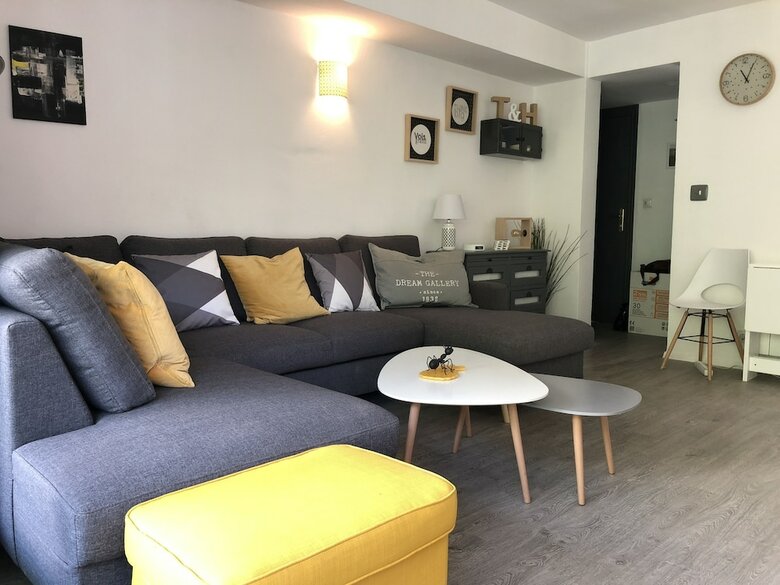 T&h Aragon Family Apartment