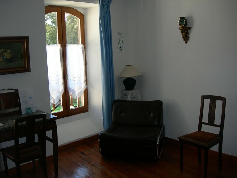 Bed & Breakfast Chambres D'h�tes Sous La Glycine