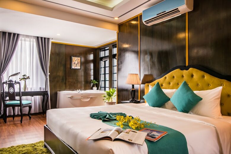 The Sunriver Boutique Hotel
