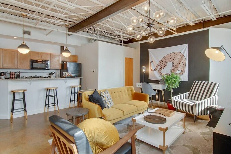 Apartamentos Stylish 2br/2ba Apt In Warehouse District By Domio