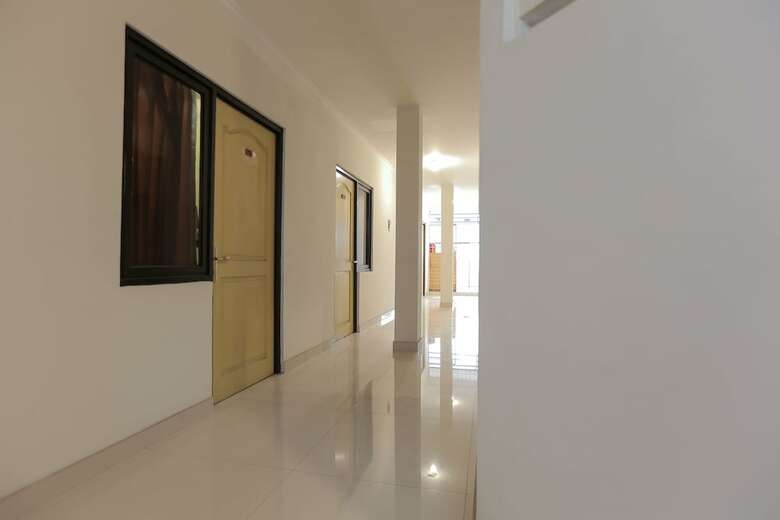 Hotel Oyo 141 Fatmawati Cozy Residence