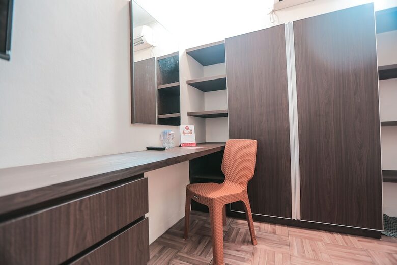 Hotel Oyo 141 Fatmawati Cozy Residence
