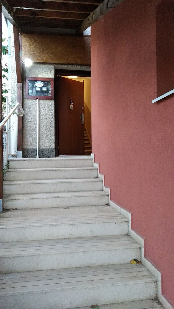 Snug Apartment At Foot Of Mountain