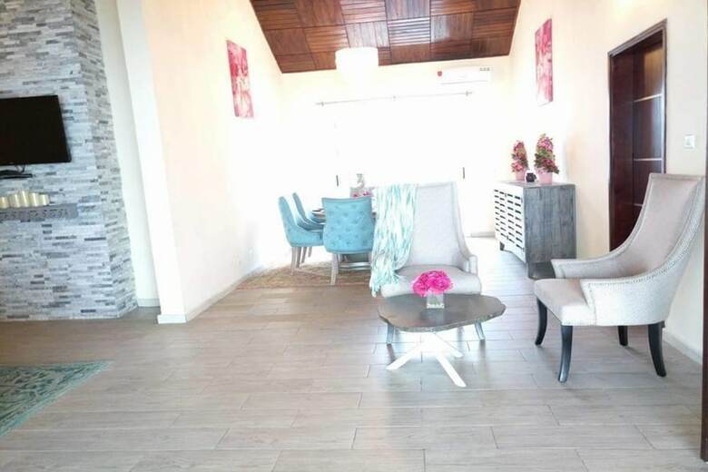 Villa Les Jardins - In Abidjan (Deux Plateaux)