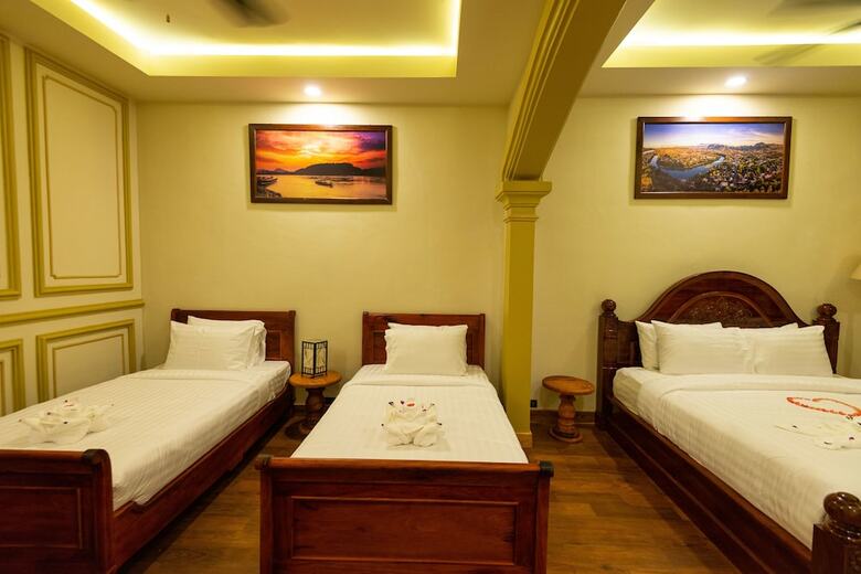 Hotel Jasmine Ville Guesthouse