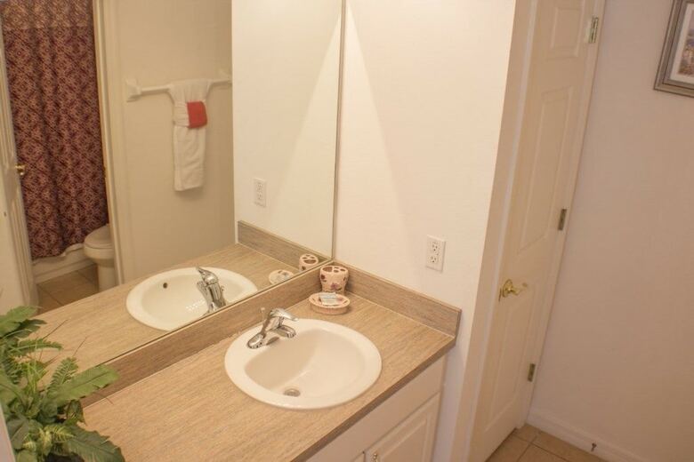 Ip60460 - Highgate At Legacy Park - 4 Bed 3 Baths Villa