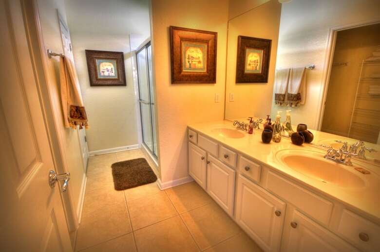 5br 5ba Home In Windsor Hills By Cv-2622
