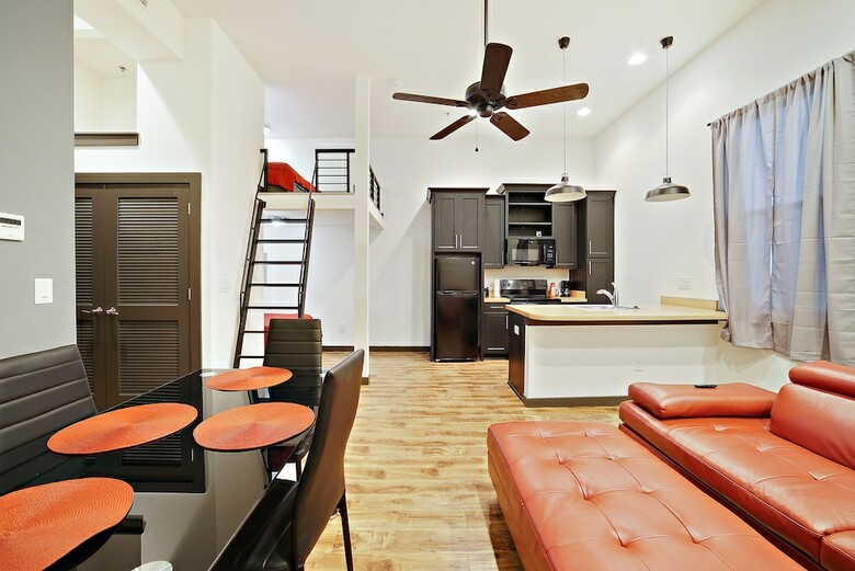 Apartamentos Old West Lofts Down Town Tampa