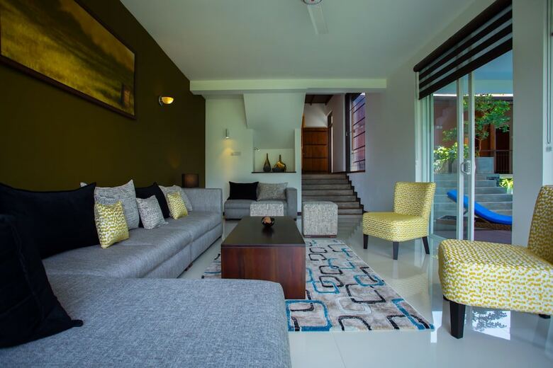 Hotel Jasmine Breeze - 4 Bedroom Villa