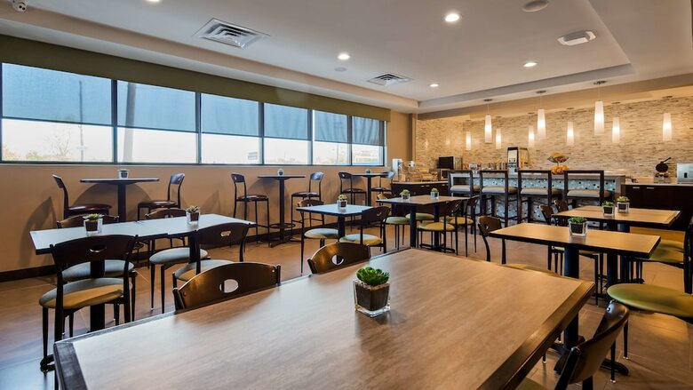 Best Western Plus Philadelphia-pennsauken Hotel