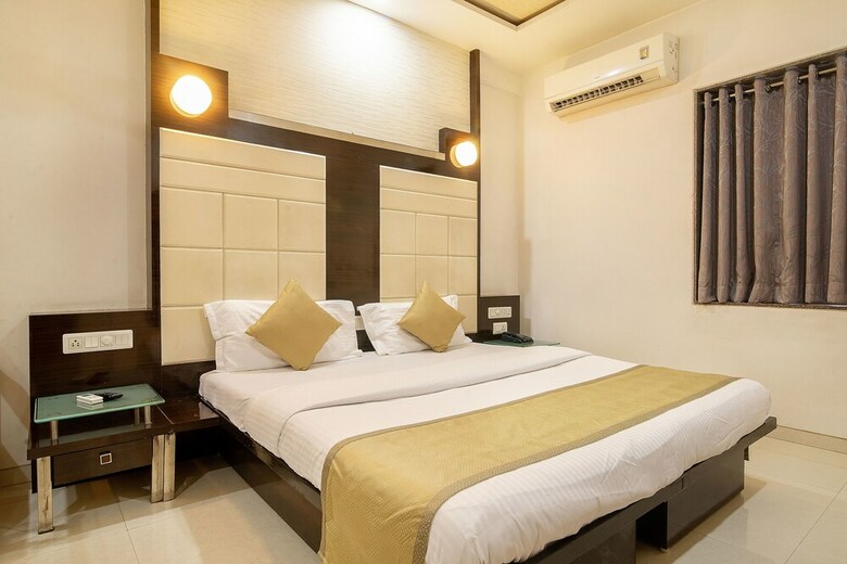 Hotel Satkar