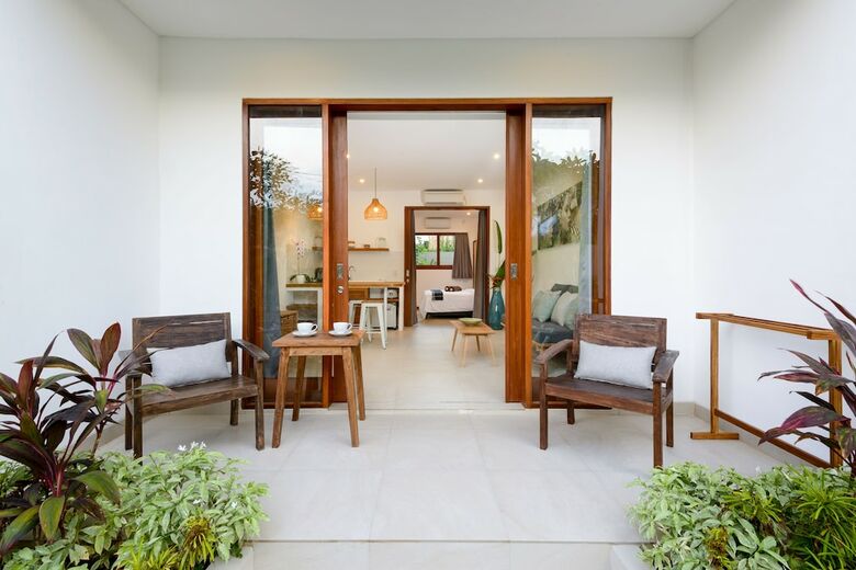 Hotel Echo Beach Villa & Apartment