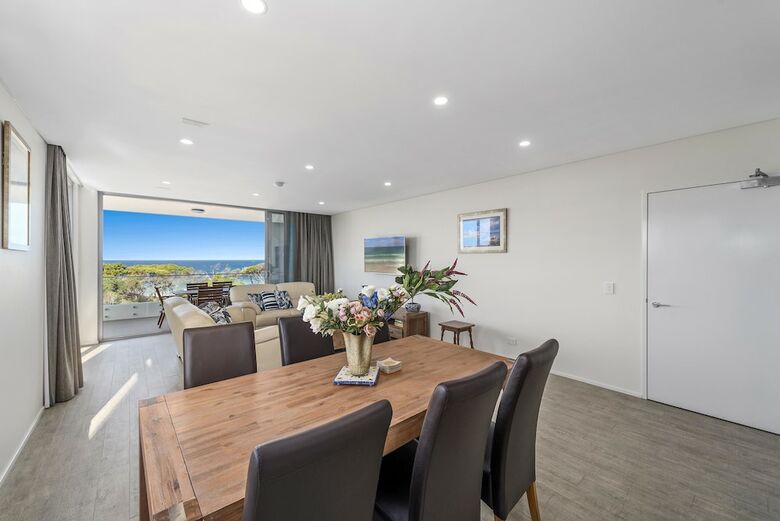 Iroise Beachside Apartment