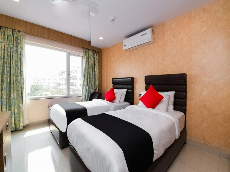 Rohini Jazz Hotel