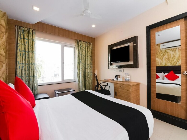 Rohini Jazz Hotel