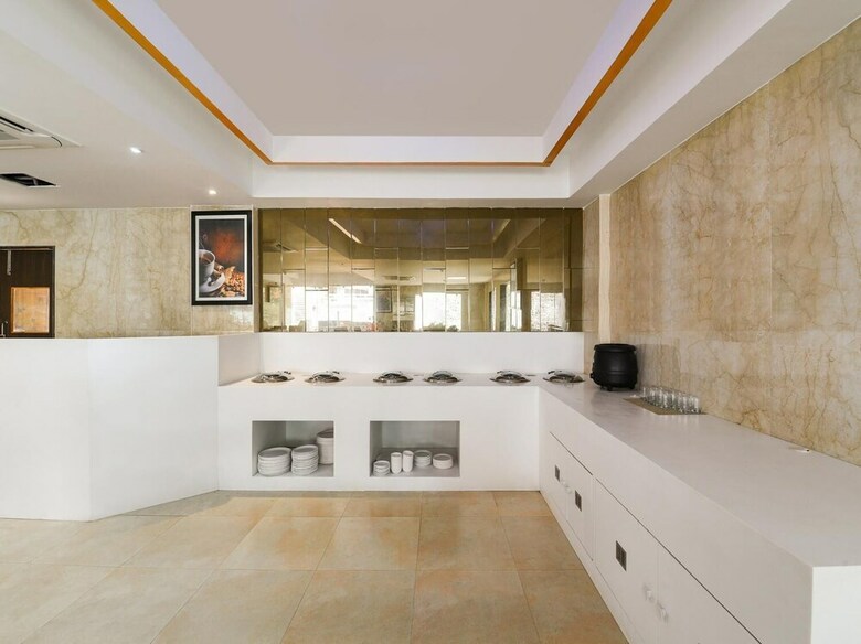Rohini Jazz Hotel