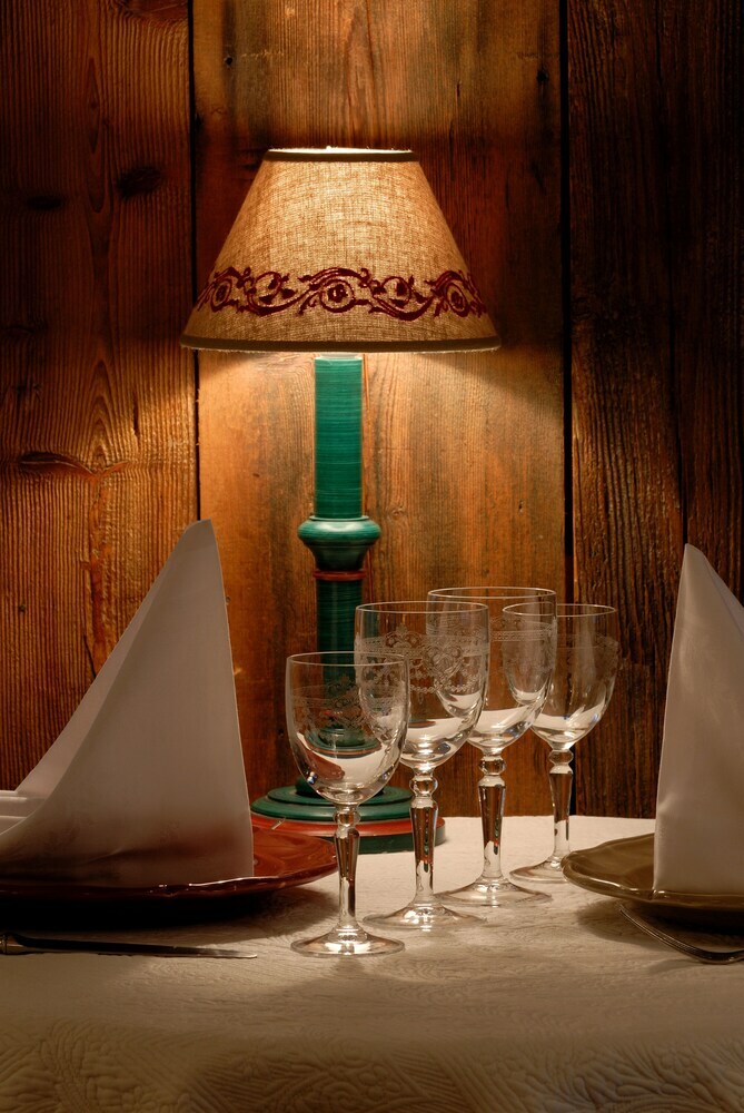 Hotel H�tel Restaurant La Croix Jean Claude